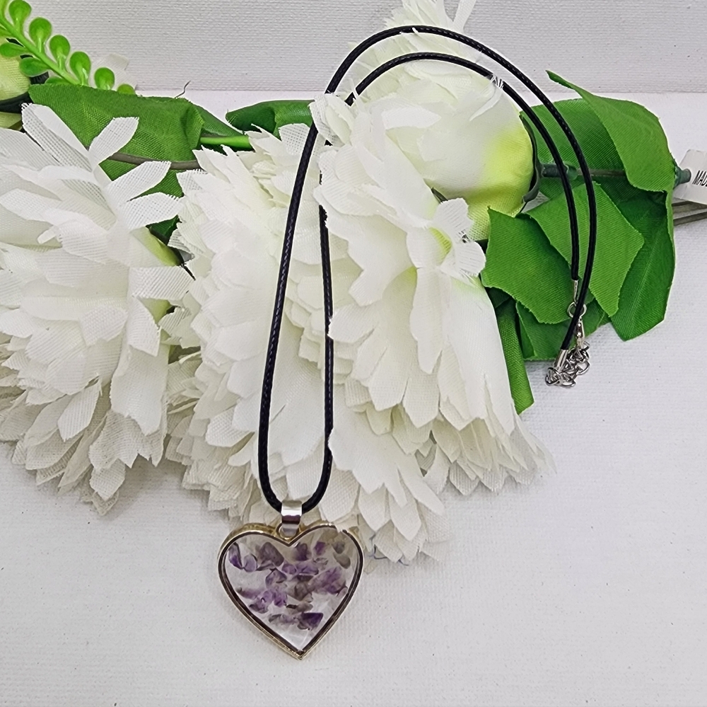 (2)resin pendent